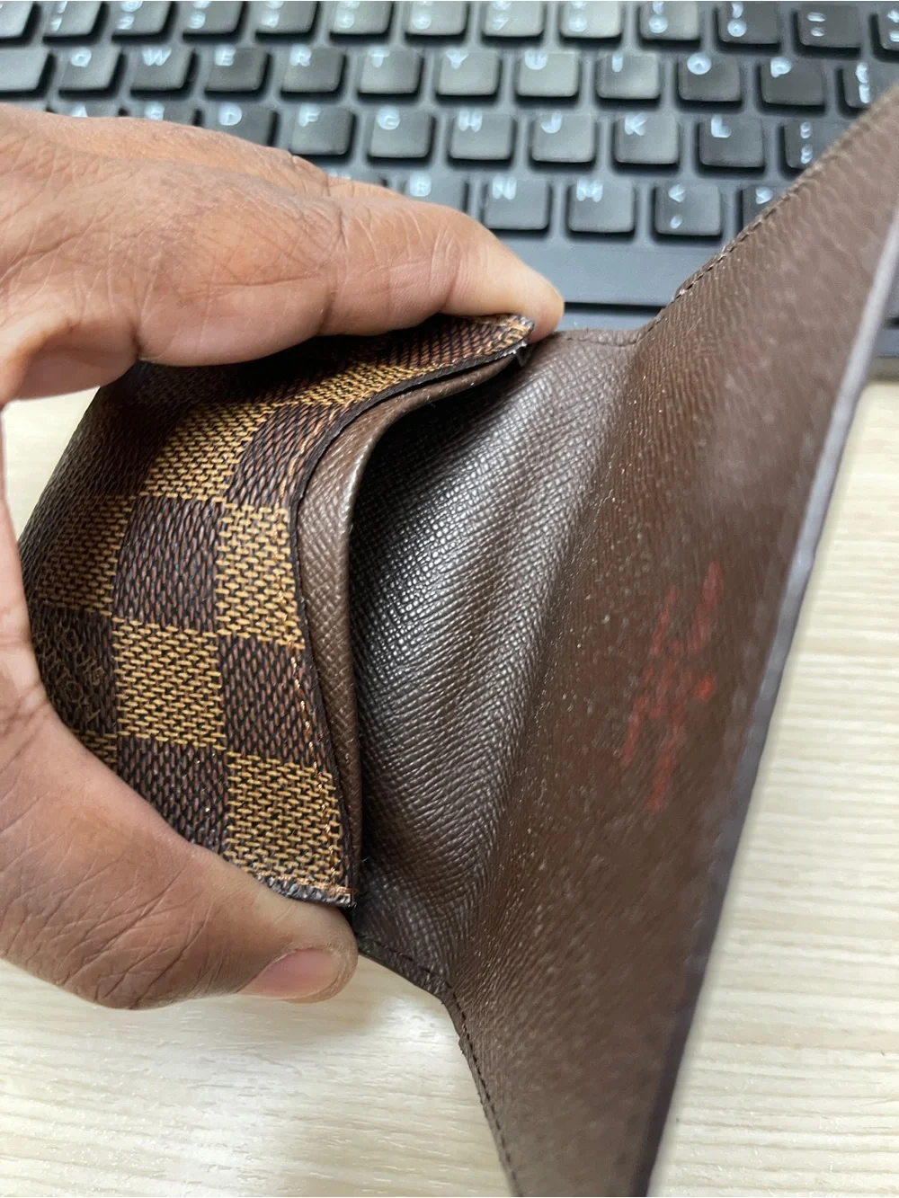 Authentic Louis Vuitton Damier Ebene Coated Canvas Card Holder EUC w/COA Include